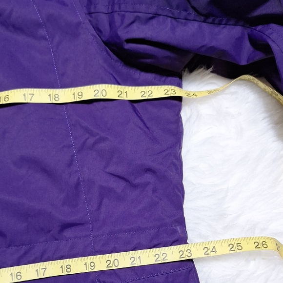 L.L. Bean Women's Deep Purple Hooded Ski Jacket - Picture 7 of 9